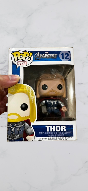 Avengers Figurine - Thor